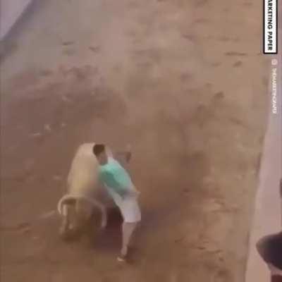 The balls of this guy... ...