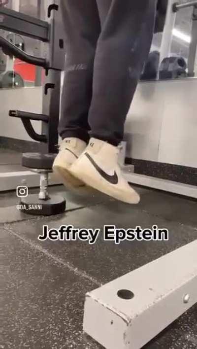 No way Drake💀🔫