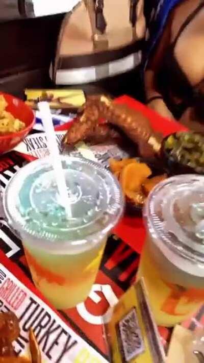 Idk what looks better. Them wings or them things.