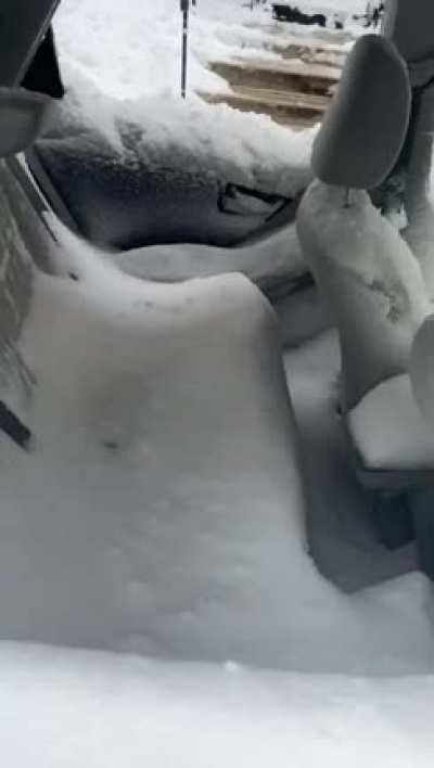 WCGW leaving the windows open during a blizzard in Boston