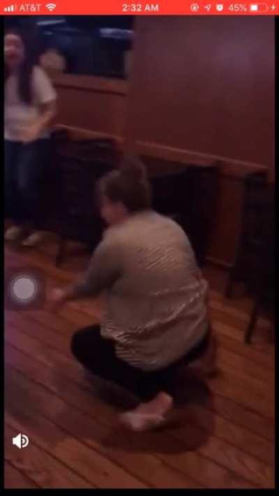 HMC while I dance in the bar