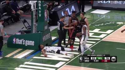 [Highlight] Giannis Antetokounmpo gets the bucket and the foul on the fast break.