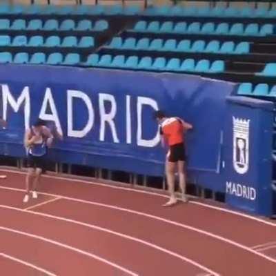 jaja *inserte risa enlatada*