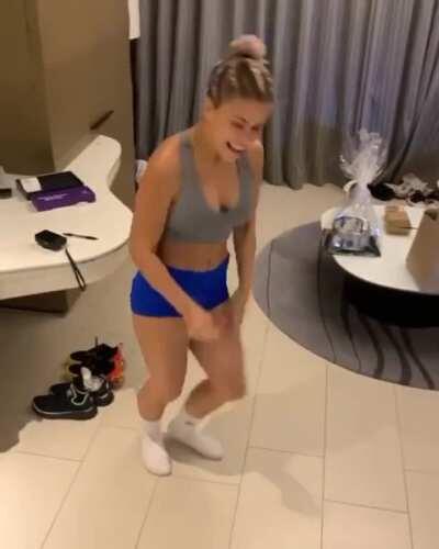 Paige Vanzant