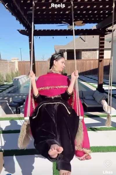 r/CandidIndianFeet Lounge