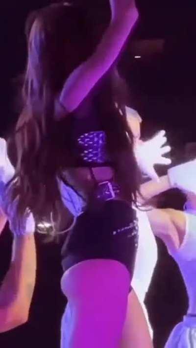Lisa Ass 🍑