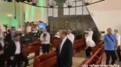 רוצה בנות במציאות