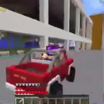 Policiais de biquini 😯