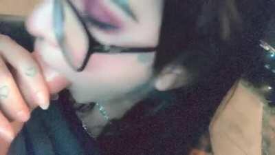 👅 Let me suck you like this