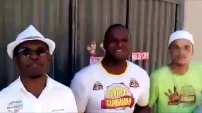 Felipe neto responde orochi