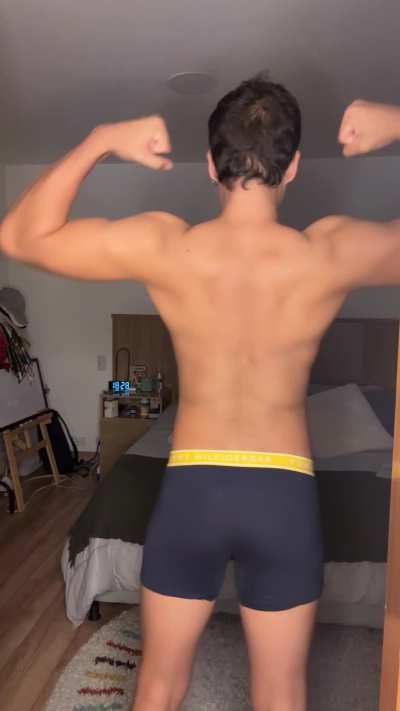 gay nights hit different when it’s with me