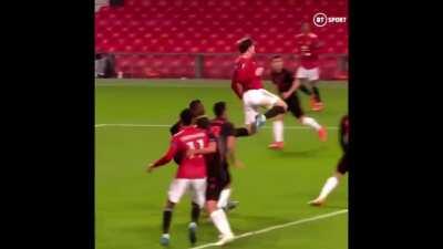 Ah, now the decision to disallow the goal makes sense...