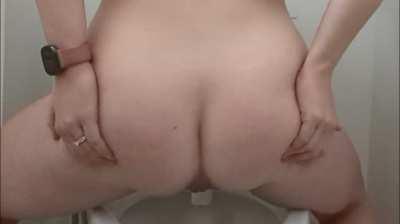 Would you be my toilet?