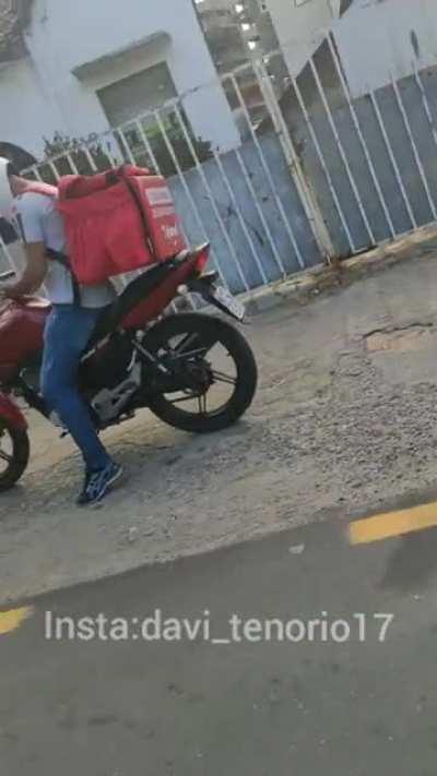 Risada diferenciada hehehe