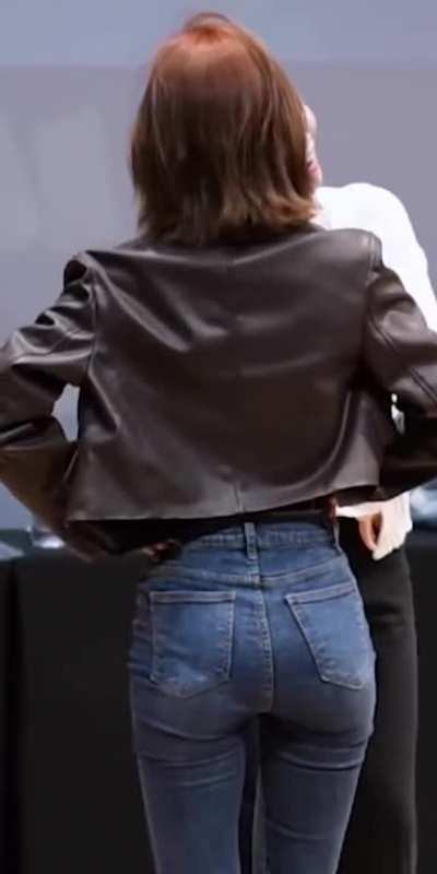 Dreamcatcher - Yoohyeon ft. Jiu