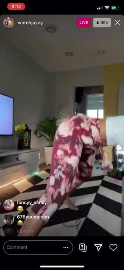 Dayum 🍑🍑she was turnt up yesterday