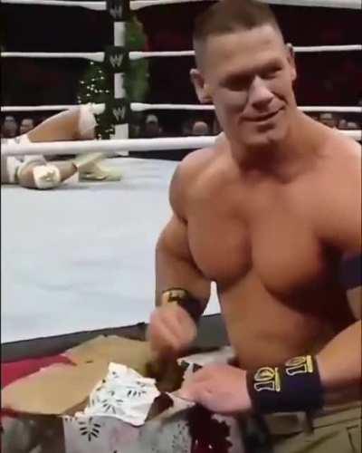 O melhor desse video é a cara que ele faz