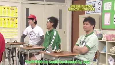 Itao (板尾 創路) Presents Don't Get Aroused - Shin Onii (新おにぃ) strips & makes weird noises