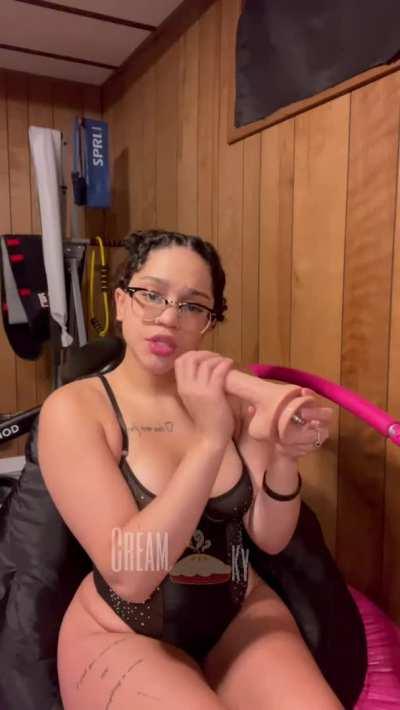 I can’t believe we’re gonna hit 10k members🤯😅 I love you all & I wanna make you all cum🥴