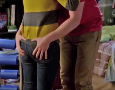 Jane Levy Got Her Butt Groped