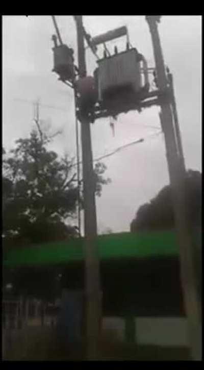 Alleged thief electrocuted.