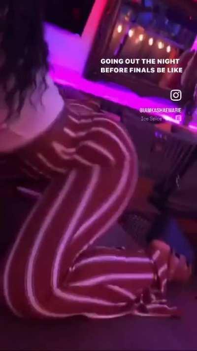 Ka’shae (@iamkashaemarie)