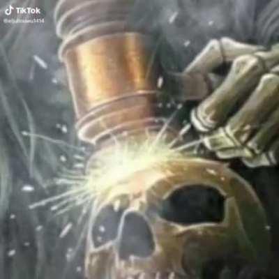 Nadie:. Auron: dice abduskan. El pana orson bien fachero: