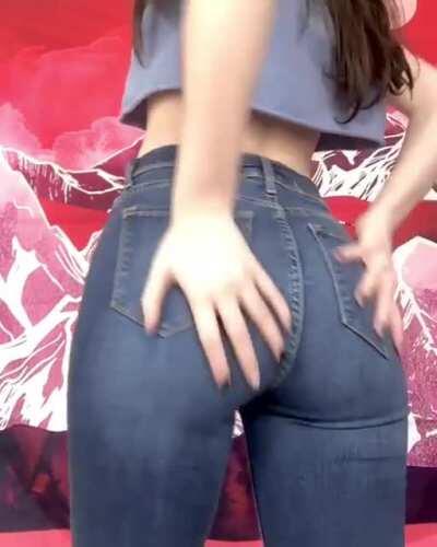 This is the longest gif I've ever posted to reddit ? Should I post more like this?