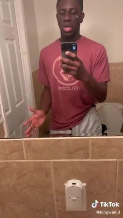 Tall king defends the short kings