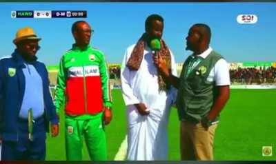 Public speaking and dick itching