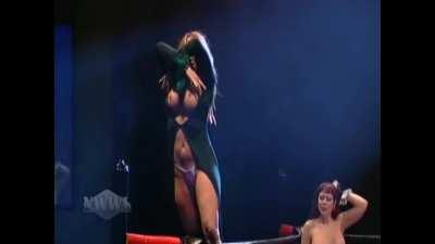 April Hunter: NWWL Entrance