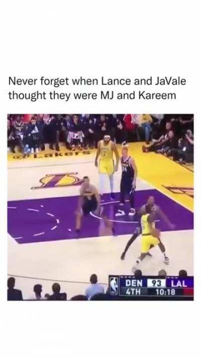 Actual footage of me and my teammates in the Theater for the first time having only ever played 2K offline