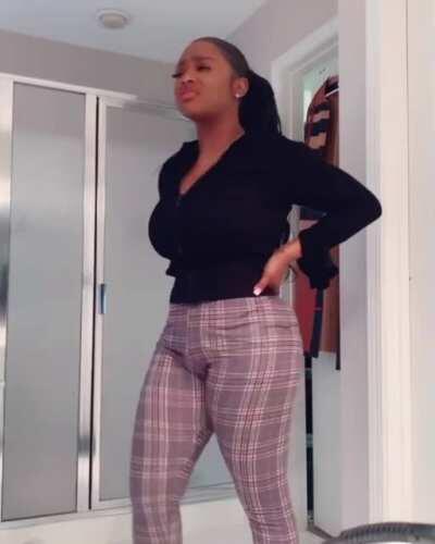 Summerella_ - Video #6582