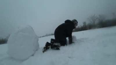 I was in a really bad spot at this time and contemplated ending my life but little things like this kept me motivated to keep going. I will always support the streams. Much love xqcL.