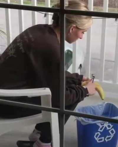 HMC while I peel this banana