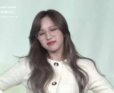 201129 - Gorgeous Mina