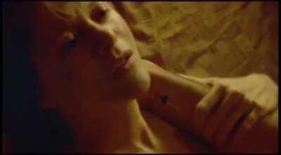 Meg Ryan - In The Cut (41) (xpost from r/WatchItForThePlot)