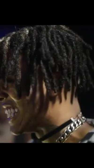 love this video & the smile 🤓🖤