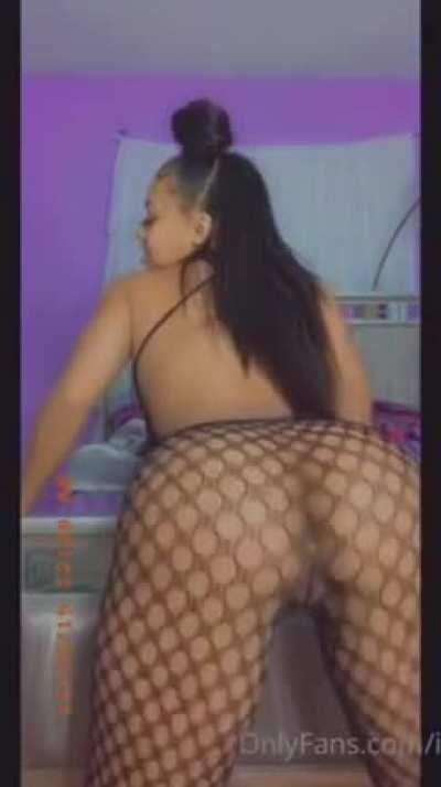Curlyyred fat ass