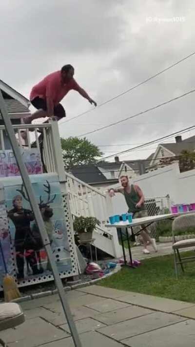 HMF while I show the table who is the boss