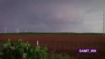 Large tornado I filmed near Forsan, TX a few days ago (5/17/21 - OC)