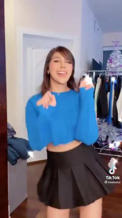 Kawaii Dancing from Neeks😌