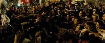 Milei llegando a votar hoy