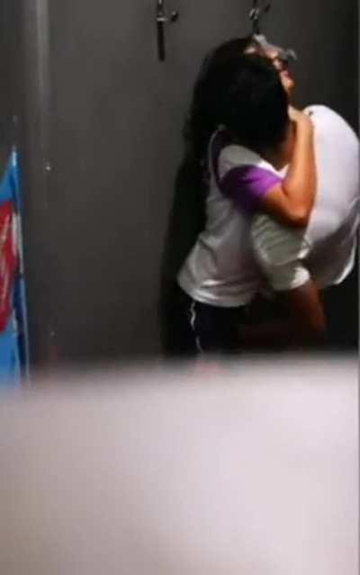 Indian College Couple Fucking in a Mall Trial Room