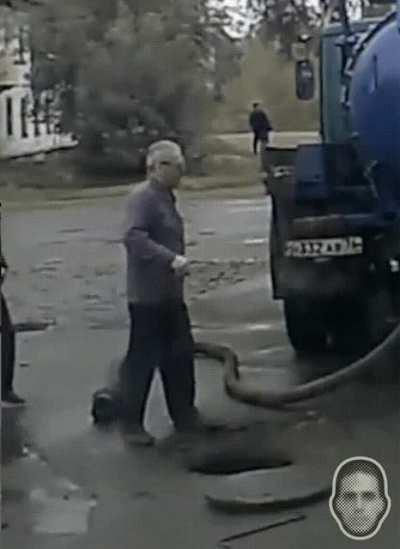 Infinite Manhole Loop