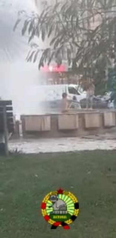 Cam canicula afara clan, ar merge o balaceala