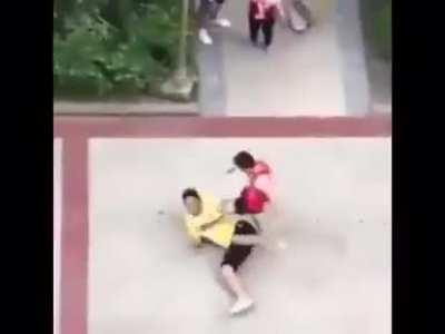 Bully get KO (seizure)