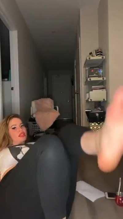 White Toes Are the best