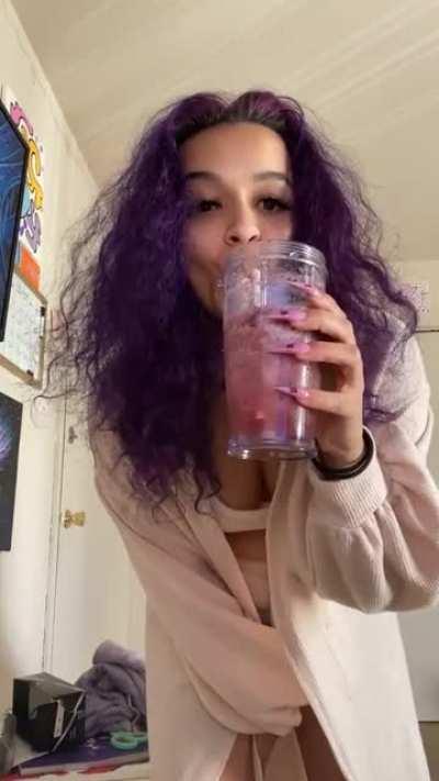 ď๏яąЌɨɲǥ Was High Off Them Shrooms Today