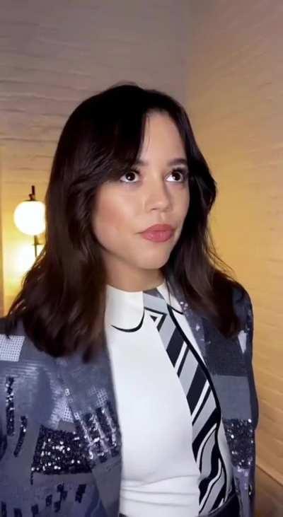 I'm lost in her eyes 😍